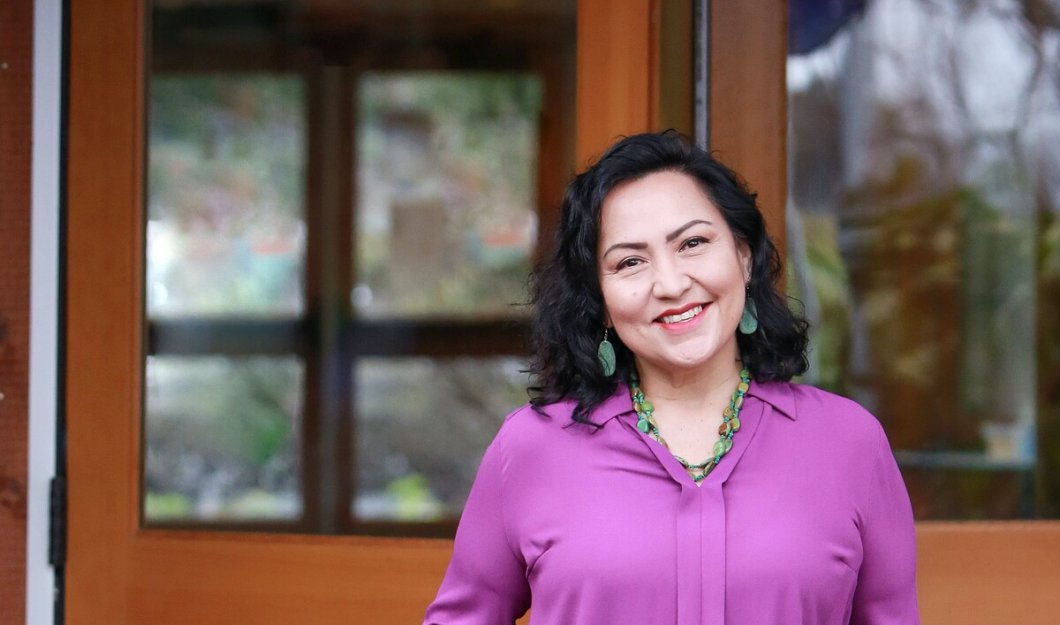 Headshot of OEA Member Lori Tapahonso