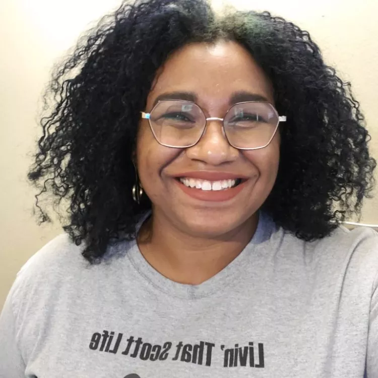 Headshot of Angela Bonilla